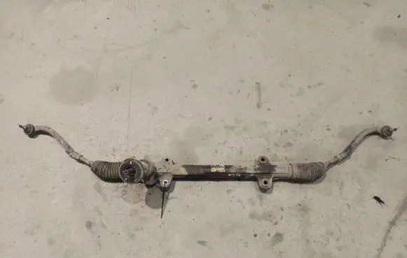 Hyundai i30 Steering rack 565002L202