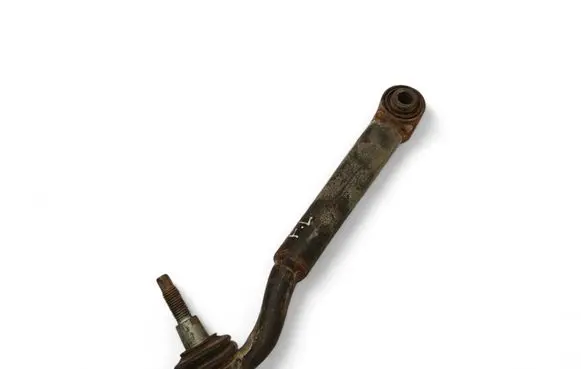 Ford Mustang VI Front lower control arm/wishbone FR3C3A424AA