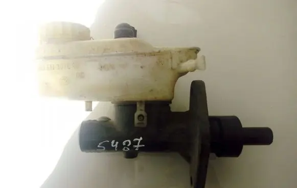 Volkswagen Lupo Master brake cylinder 