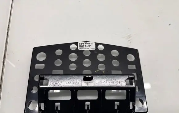 BMW XM Other center console (tunnel) element 6808658