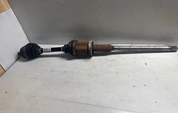 Volvo XC40 Front driveshaft 32240100