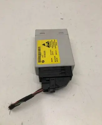 BMW 5 E60 E61 Center console control module 9183233 399153 28137346