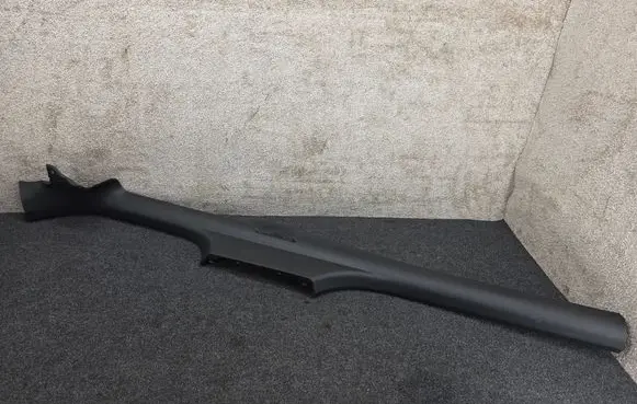 Skoda Octavia Mk4 Front sill trim cover 5E3853372
