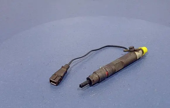 Volvo S70 V70 V70 XC Fuel injector 074130202B