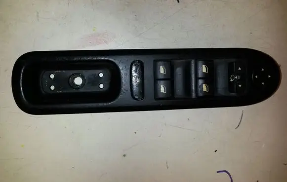 Peugeot 407 Electric window control switch 96468704XT 644090605 53269735B