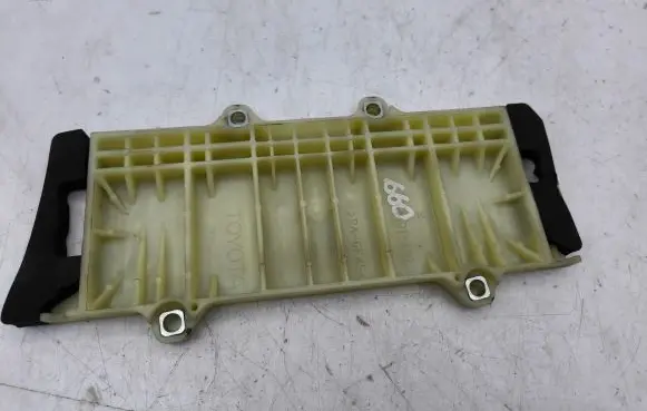 Lexus GS 300 350 430 450H Hybrid/electric vehicle battery bracket 7440147020
