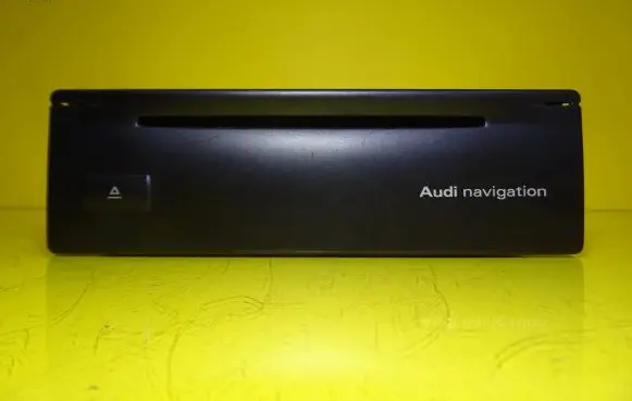 Audi A4 S4 B7 8E 8H Navigation unit CD/DVD player 4B0919887E