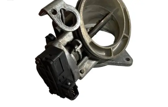 BMW 7 E38 Throttle valve 1703562 13631703562