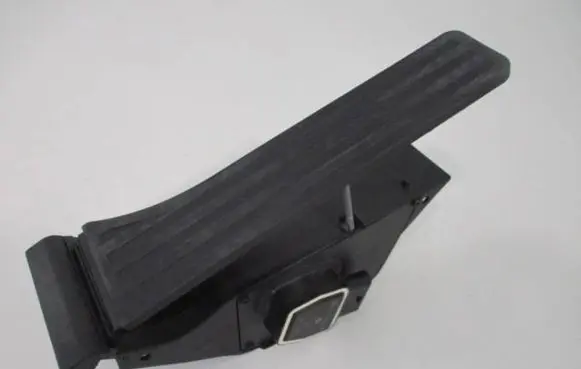 Mercedes-Benz E A207 Accelerator throttle pedal A4513000000