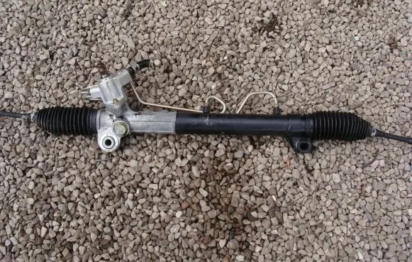 Nissan X-Trail T30 Steering rack