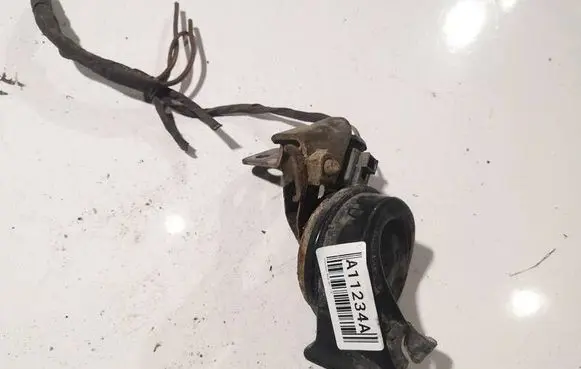 Volkswagen Cross Polo Horn signal E9703881157