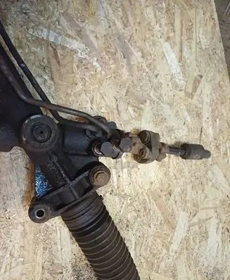 Iveco Daily 35 - 40.10 Steering rack