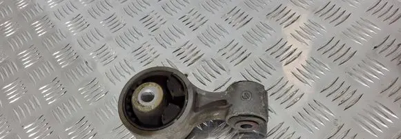 Nissan Murano Z51 Engine mount vacuum valve 