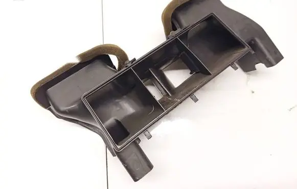 Audi A6 S6 C5 4B Air intake duct part 4B1819389C