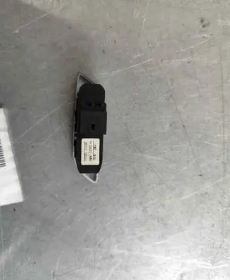 MG MG5 II Central locking switch button 10243026