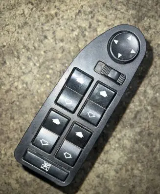 BMW 5 E39 Electric window control switch 6904306 9949 480857