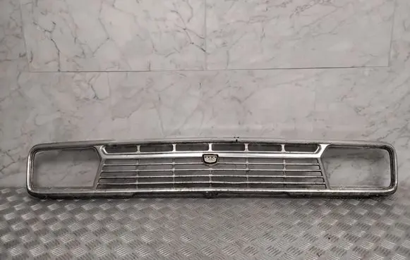 Ford Taunus IV Front grill