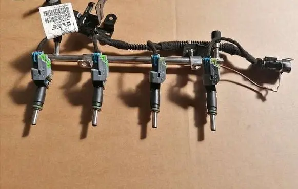 Fuel main line pipe