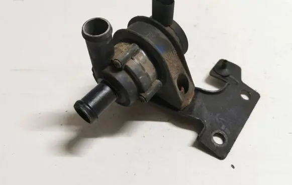 Volkswagen Eos Electric auxiliary coolant/water pump 1K0121093AR