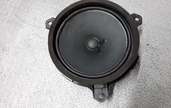 Toyota Verso-S Rear door speaker 1H307C