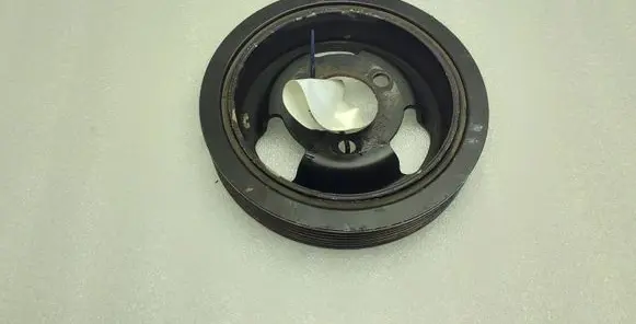 BMW 1 F20 F21 Crankshaft pulley 7562801 V7562801