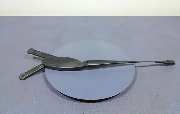 Mercedes-Benz GLC X253 C253 Front wiper blade arm A2538200244