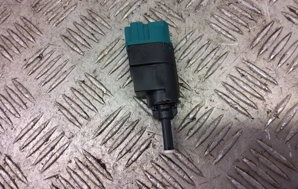 Renault Zoe Brake pedal sensor switch 253203383R