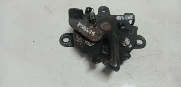 Toyota Yaris Engine bonnet/hood lock/catch