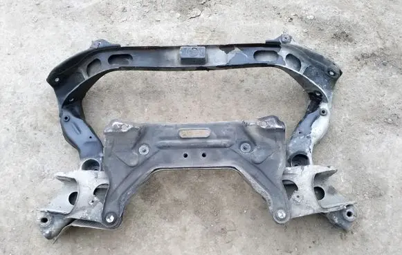 Mercedes-Benz E W211 Front subframe