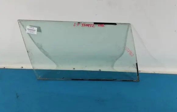 Jeep Cherokee XJ Rear side window IMPRK1528962
