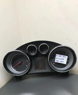 Opel Insignia A Speedometer (instrument cluster)