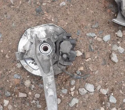 Volvo XC90 Front wheel hub spindle knuckle
