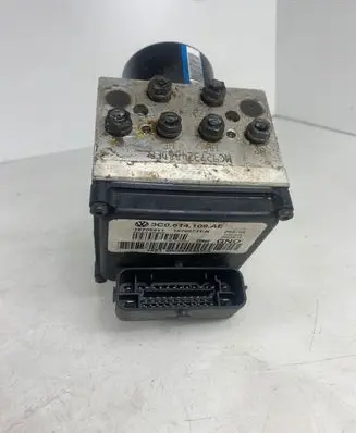 Volkswagen PASSAT B6 ABS Pump 3C0614109AE 16705711N 16705911
