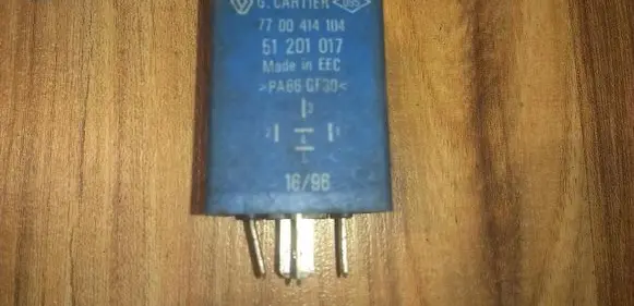 Renault Twingo I Other relay 7700414104