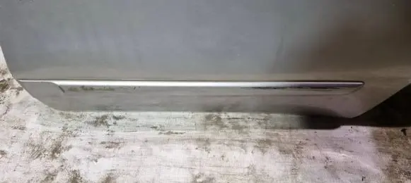 Nissan Note (E11) Rear door trim (molding)