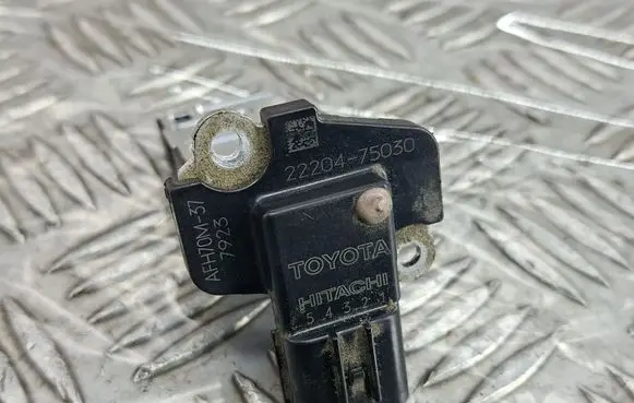 Toyota C-HR I Mass air flow meter 2220475030