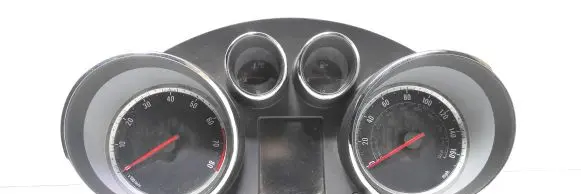 Opel Insignia A Speedometer (instrument cluster) 13327316