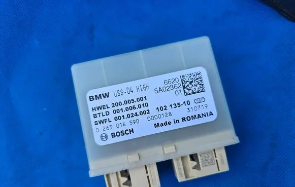 BMW 8 G16 Parking PDC control unit/module 5A02362 10213510 0263014590