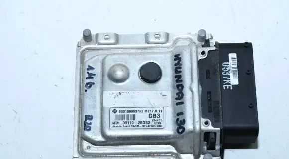 Hyundai i30 Engine control unit/module 39110-2BGB3