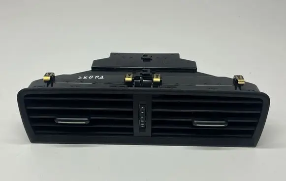 Skoda Fabia Mk3 (NJ) Dash center air vent grill 6V0820951C
