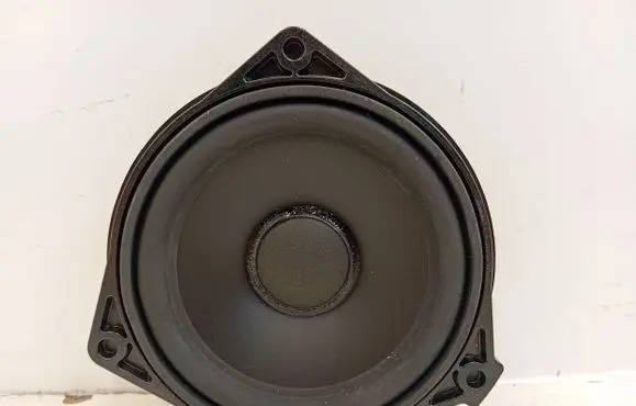 Mercedes-Benz GLE (W166 - C292) Panel speaker A2318201202