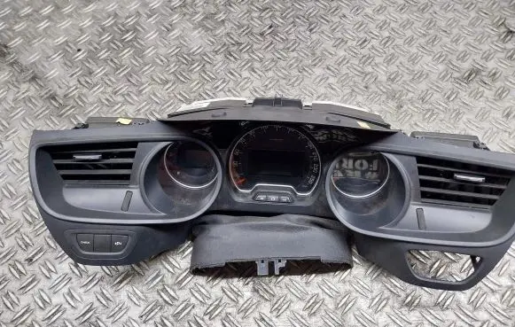Citroen C5 Speedometer (instrument cluster)