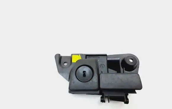 Volvo V70 Glove box lock 9184994