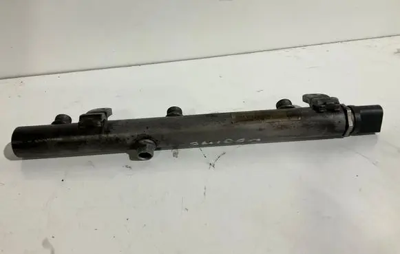 Mercedes-Benz E W211 Fuel main line pipe A6420702595 6420702595