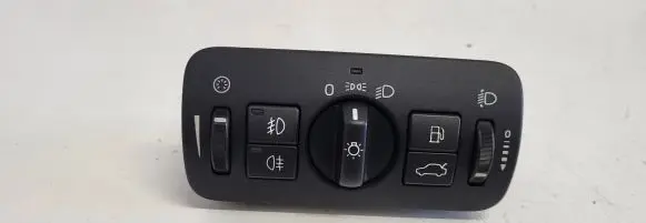 Volvo V70 Light switch 30739415 04066302