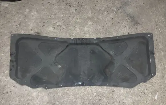 KIA Carens I Engine bonnet/hood sound/heat insulation 