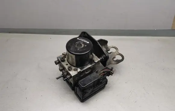 Chrysler Sebring (JS) ABS Pump P68005342AD 68005342AD