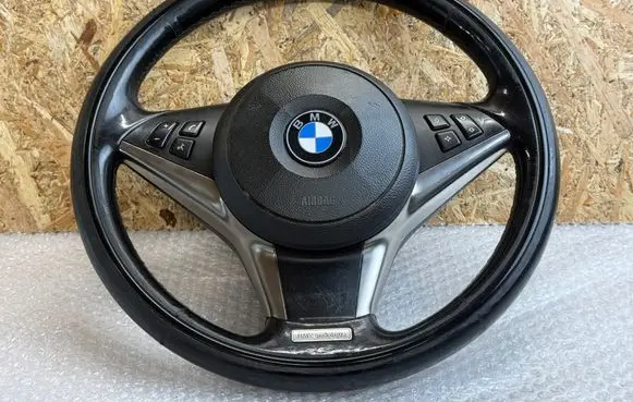 BMW 5 E60 E61 Steering wheel 15215093 4102505 11000010