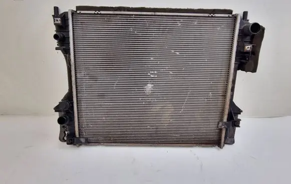 Jaguar XF X250 Coolant radiator 