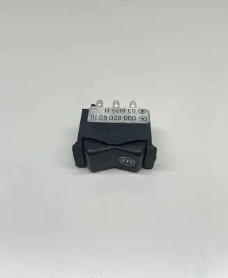 Mercedes-Benz S W116 Windscreen/window heater switch 0008206010 03812511